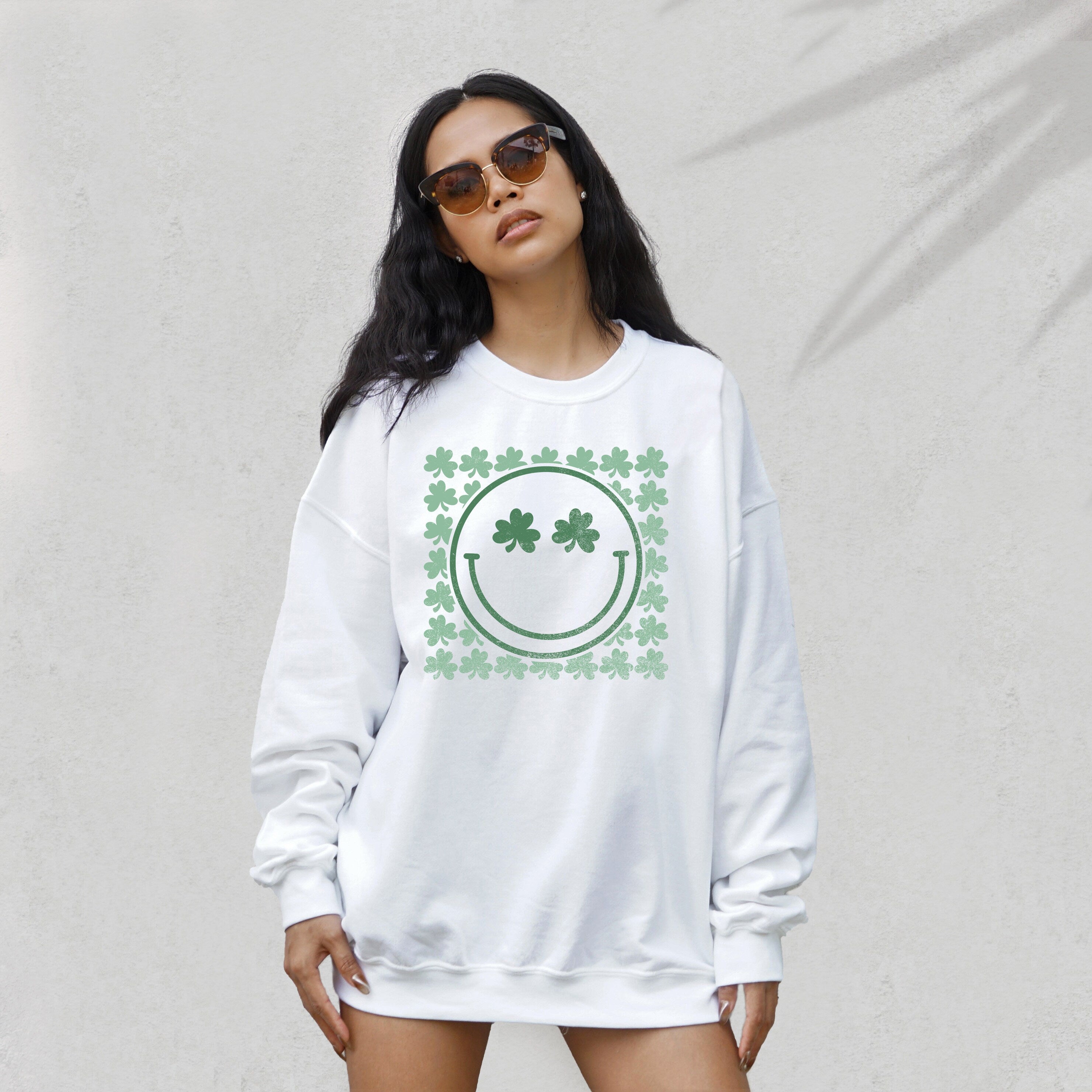 Lucky Retro Sweatshirt, Lucky Smiley aSweater, St Patricks Day Sweatshirt, Lucky Pullover, Womens Lucky Sweatshirt, Lucky Crewneck, Shamrock