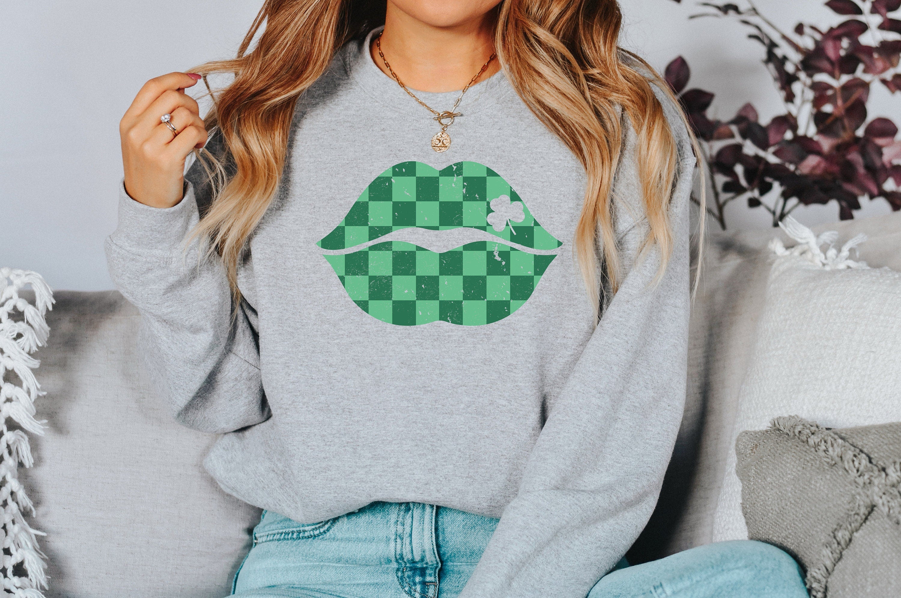 Lucky Retro Sweatshirt, Checkered Lips Sweater, St Patricks Day, Lucky Pullover, Womens Lucky Sweatshirt, Lucky Crewneck, Shamrock