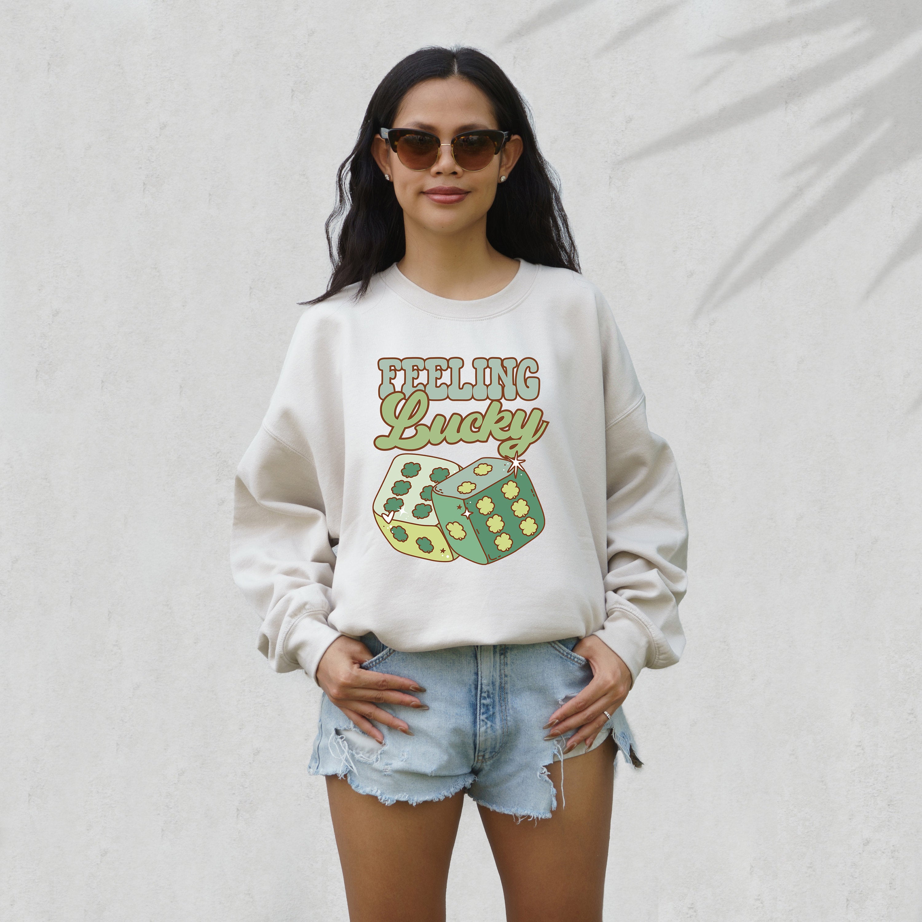 Retro Lucky Clover Sweatshirt, Feeling Lucky Sweater,St Patricks Day Sweatshirt, Lucky Pullover, Womens Sweatshirt, Crewneck, Shamrock Shirt