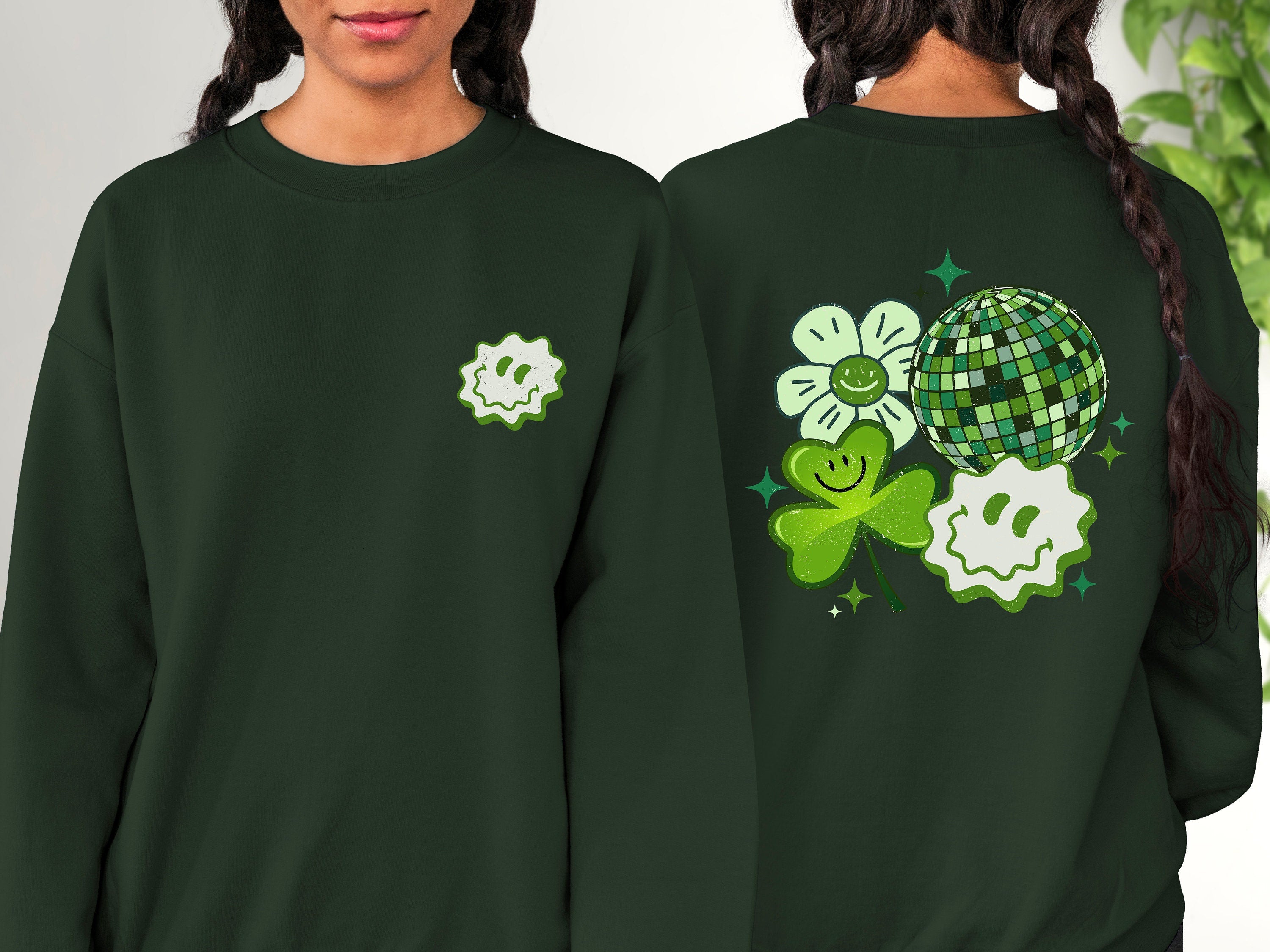 Retro Lucky Clover Sweatshirt, Feeling Lucky Sweater,St Patricks Day Sweatshirt, Lucky Pullover, Womens Sweatshirt, Crewneck, Shamrock Shirt