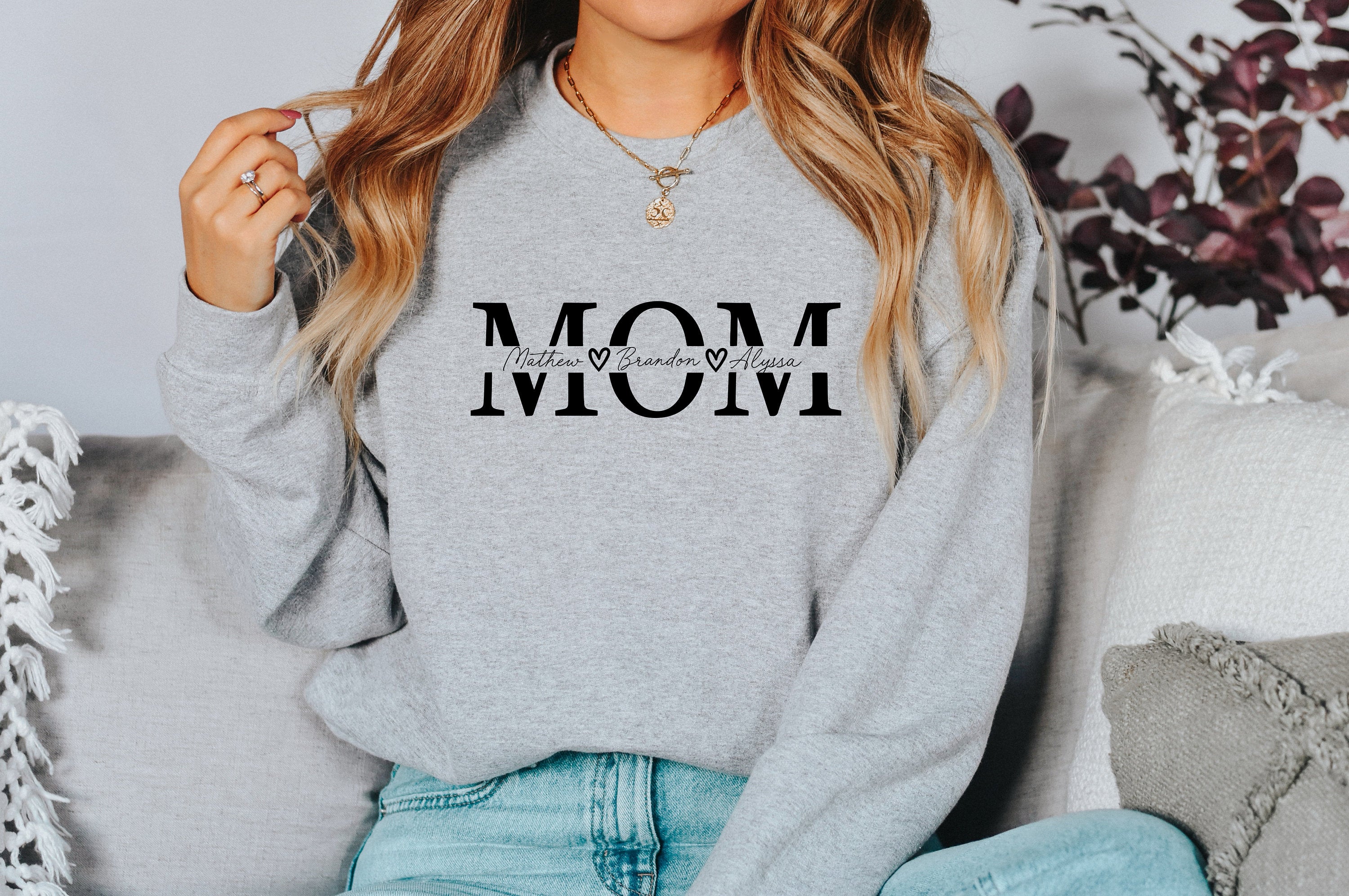 Custom Crewneck Sweater, Moms Garden Kids Birth Names, Girl Mom, Mom Sweatshirt, Script Names, Mom Gift, Grandmas Garden, Gift for Mom