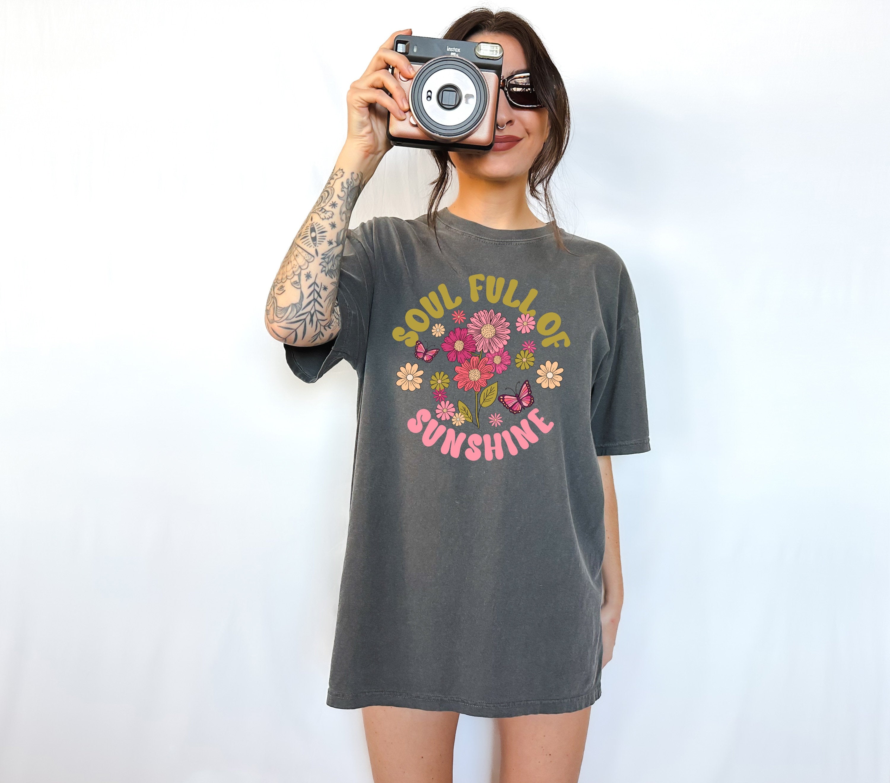 Retro Comfort Colors Shirt, Soul Full of Sunshine, Vintage Shirt, Oversized Shirt, Retro Graphic T Shirt, Distressed Tee, Nature Lover