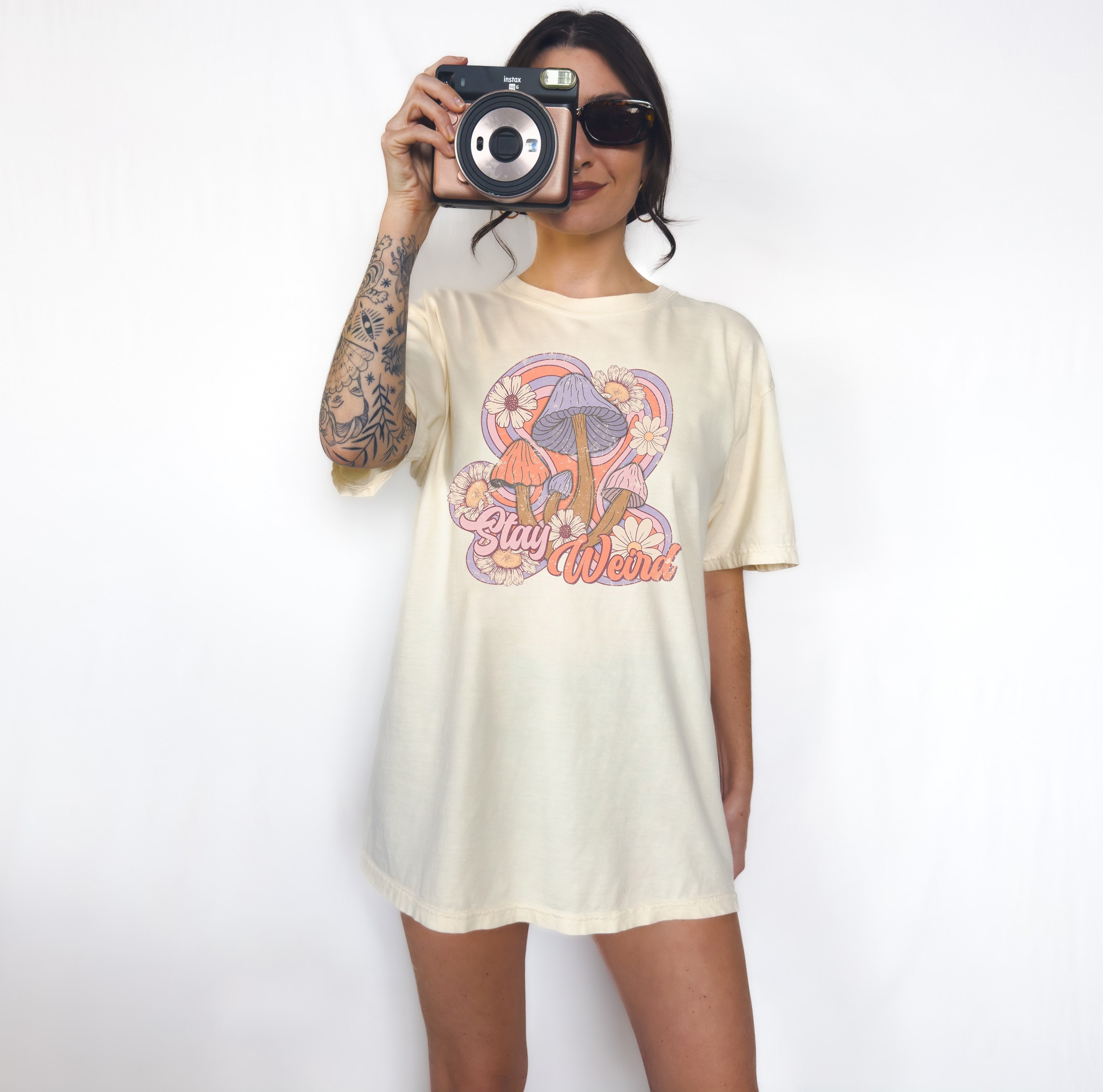 Retro Comfort Colors Shirt, Stay Weird, Vintage Shirt, Oversized Shirt, Retro Graphic T Shirt, Distressed Tee, Be Different T, Summer