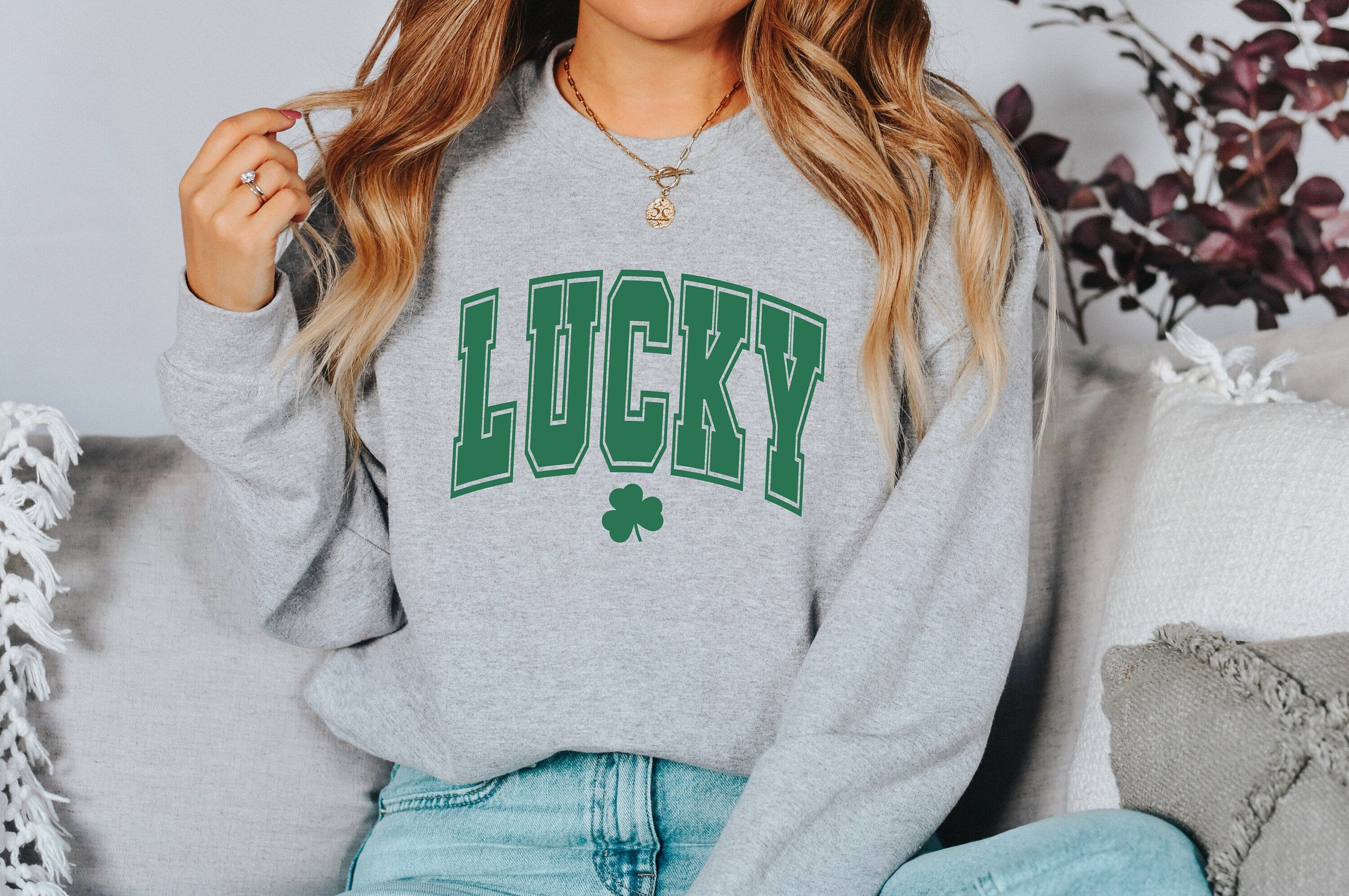 Retro Lucky Sweatshirt, Vintage Lucky Clover Crew Neck, St Patricks Day Sweatshirt, St. Pattys Day Sweatshirt, St. Paddy's Varsity Sweater